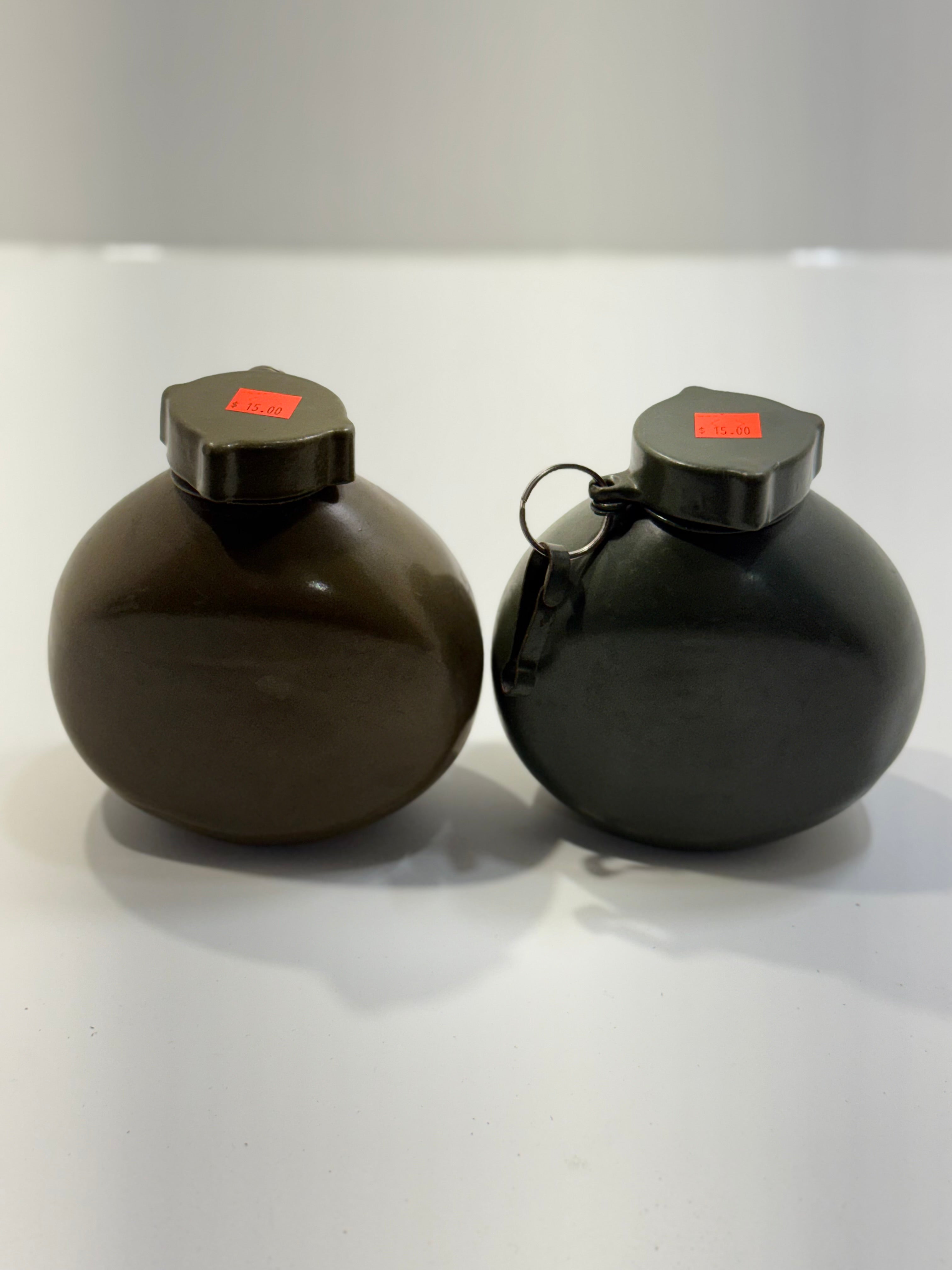 Hungarian M70 Canteen