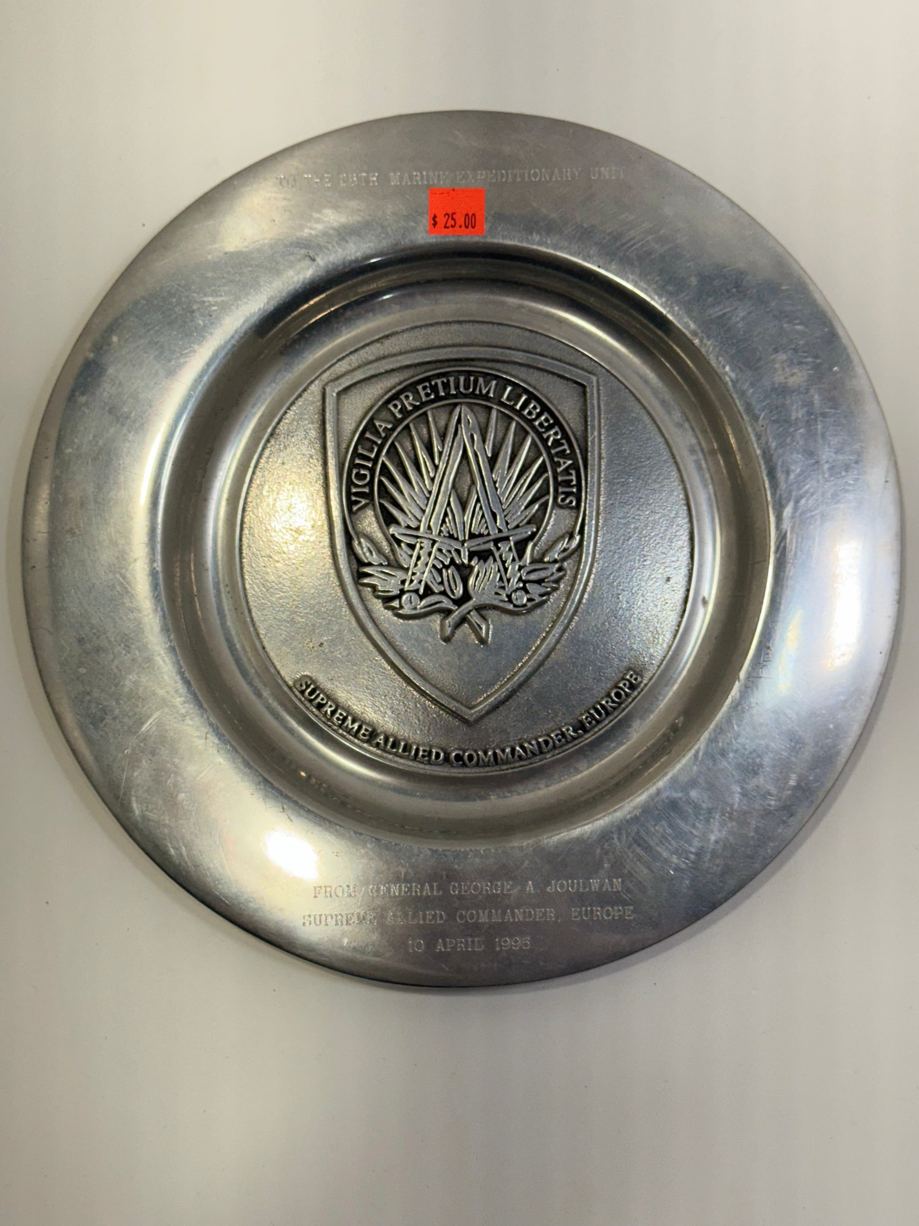 Commemorative plate